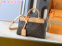 Designer handbag pre-order / 1:1 quality / Size:  30 * 19.5 * 12 cm / Turnaround time 2-4 weeks