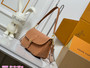 Designer handbag pre-order / 1:1 quality / Size: 23 * 16 * 8.5 c,m / Turnaround time 2-4 weeks