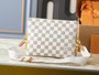 Designer handbag pre-order / 1:1 quality / 26 x 20 x 12cm / Turnaround time 2-4 weeks