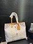Designer handbag pre-order / 1:1 quality / Size 45*38cm / Turnaround time 2-4 weeks