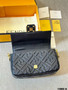 Designer handbag pre-order / Size 25*17cm / Turnaround time 2-4 weeks / 1:1 quality