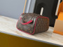Designer cosmetic pouch pre-order / Size 28*15*16cm / 1:1 quality / Turnaround time 2-4 weeks 