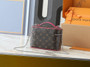 Designer vanity case pre-order / 1:1 quality / Size 20*13*12cm / Turnaround time 2-4 weeks / product#4320