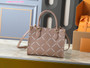 Designer handbag pre-order / 1:1 quality / Size: 25 * 19 cm / Turnaround time 2-4 weeks