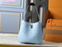 Designer handbag pre-order / 1:1 quality / Size: 28 * 25 cm / Turnaround time 2-4 weeks