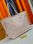 Designer handbag pre-order / 1:1 quality / Size: 31 x 28 x 14 / Turnaround time 2-4 weeks