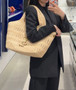 Designer handbag pre-order / size 35 cm / 1:1 quality / Turnaround time 2-4 weeks