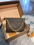 Designer handbag pre-order / Size 28 cm / Turnaround time 2-4 weeks / product#9532