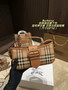 Designer handbag pre-order / 1:1 quality / Size 23*12cm / Turnaround time 2-4 weeks