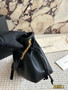 Designer handbag pre-order / Size 26*21 cm / Turnaround time 2-4 weeks /