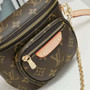 Designer handbag pre-order / Size 17*12cm / 1:1 quality / Turnaround time 2-4 weeks