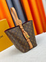 D.esigner h.andbag pre-order / o.n.e - o.n.e q.uality / Size 21 x 24 x 16 / Turnaround time 2-4 weeks