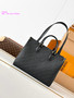 D.esigner H.andbag pre-order / M.a.s.t.e.r q.uality / Size 35 * 26 cm / Turnaround time 2-4 weeks