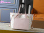 D.esigner H.andbag pre-order / o.n.e - o.n.e q.uality / Size 31 * 28 cm / Turnaround time 2-4 weeks