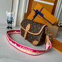 Designer handbag pre-order/ 1:1 quality / size 25*9*15cm / TAT 2-4 weeks