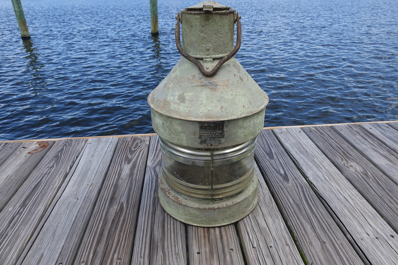 XL Galvanized Masthead Original Ship's Lantern- Meteorite Brand