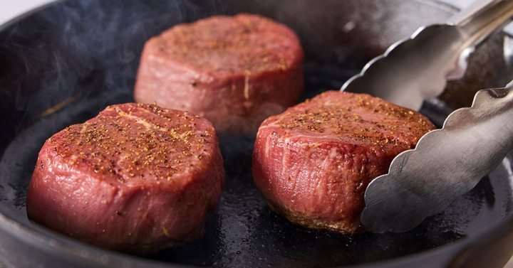 Filet Mignon vs. Ribeye: Which Is Better?