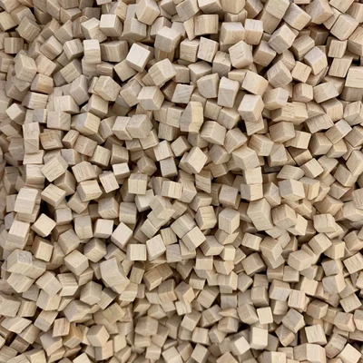 WOODEN CUBES FOR POLISHING 4 KG