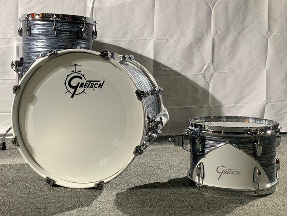 Gretsch Renown 57 Drum Kit 3pc Silver Oyster Pearl Shell Pack