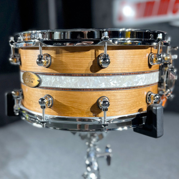 Pearl Music City Custom Solid Cherry 14x6.5 Snare Drum - Natural With Kingwood Royal Inlay
