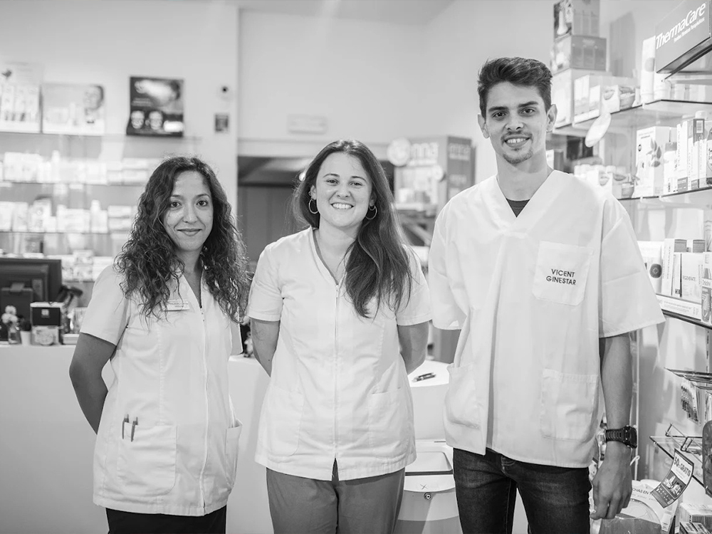 Equipo de la Farmacia Querol Bel, en Tortosa