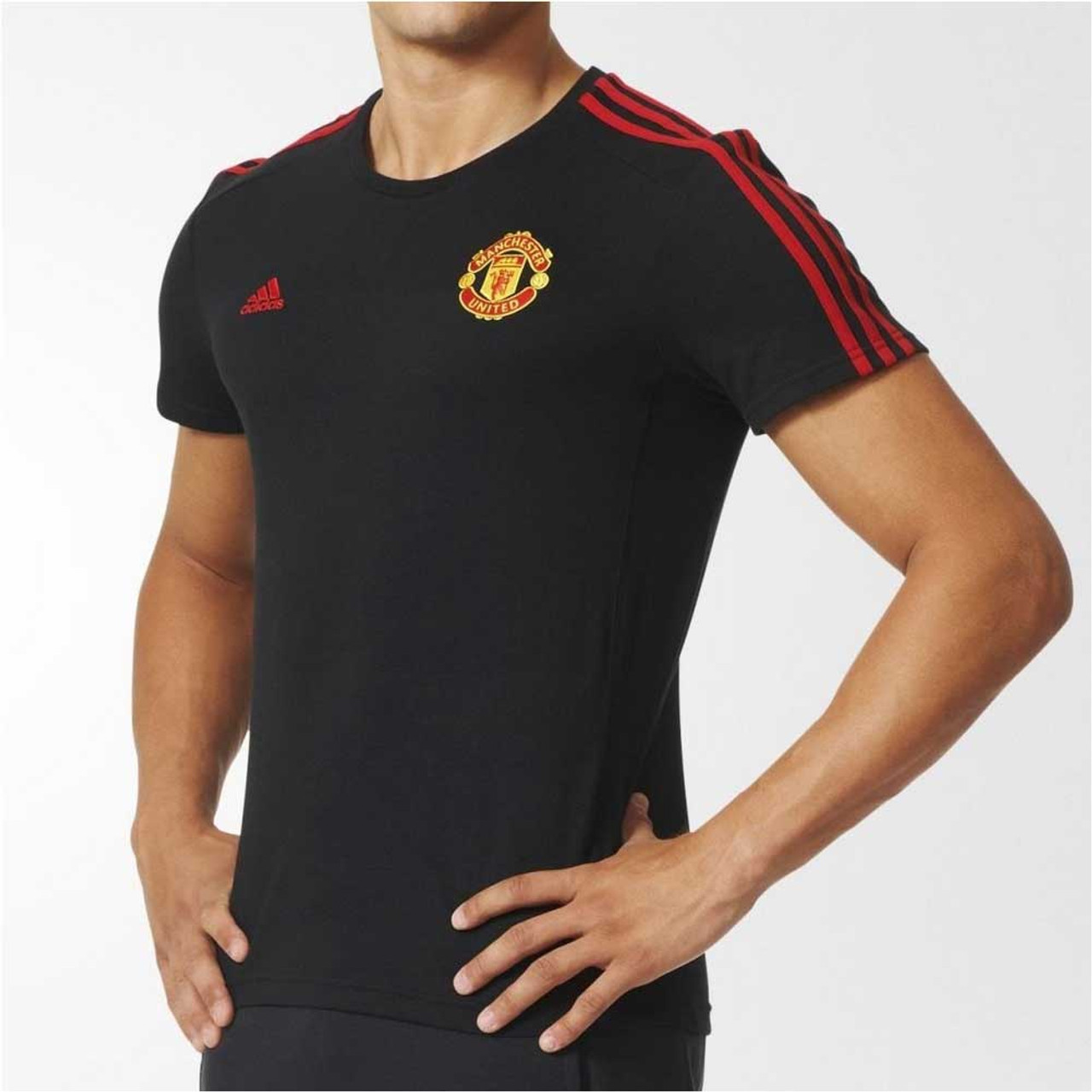 manchester united red and black jersey