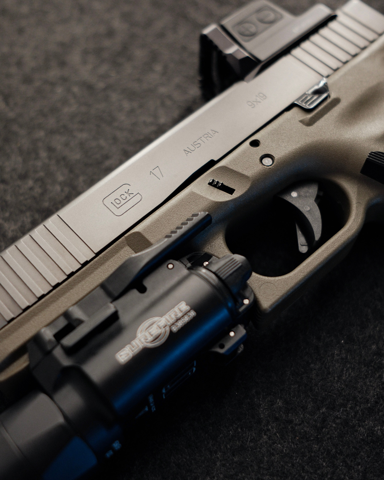 Glock 17 カスタム gen.3 X300Uレプリカ 東京マルイ Glock 17 カスタム gen.3 X300Uレプリカ 東京マルイ Glock 17 カスタム