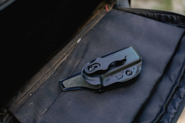 Safariland Species IWB Holster – minimalist, optic-compatible, suede-lined, and fully adjustable for appendix carry. Ideal for red dot-equipped EDC pistols.