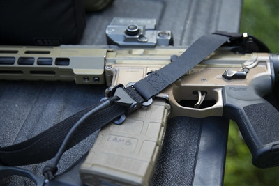 VTAC PES Ultra Light Sling w/Metal Adjustment Buckle – ultra-lightweight Hypalon sling with quick-adjust design, padded comfort, and durable metal hardware. Made in the USA