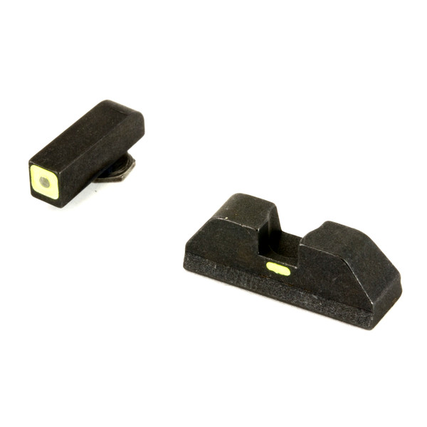 AmeriGlo CAP Pro night sights for Glock 17 and 22 featuring LumiGreen square front outline and horizontal rear paint stripe.