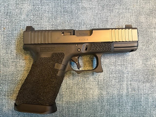 [SOLD] Javi's Pristine and Tastefully Upgraded Glock 19 Gen 3 ($950 gun only)