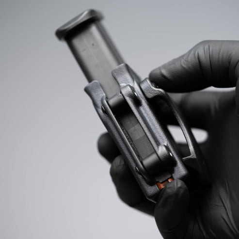 Alien Gear Photon Sidecar Mag Carrier – Double stack magazine pouch for IWB/OWB carry. Links to Photon holster with flexible strut. Ambidextrous. Made in USA.PSC-2-D