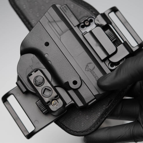 Image of Alien Gear ShapeShift Core Carry Package FOR GLK 19 with Alien Gear Holsters Core Carry Package, 1.5" Belt Slide Holster, Black, Fits Glock 19, Standard Clips, Right Hand SSHK-0057-RH-D, Detail View