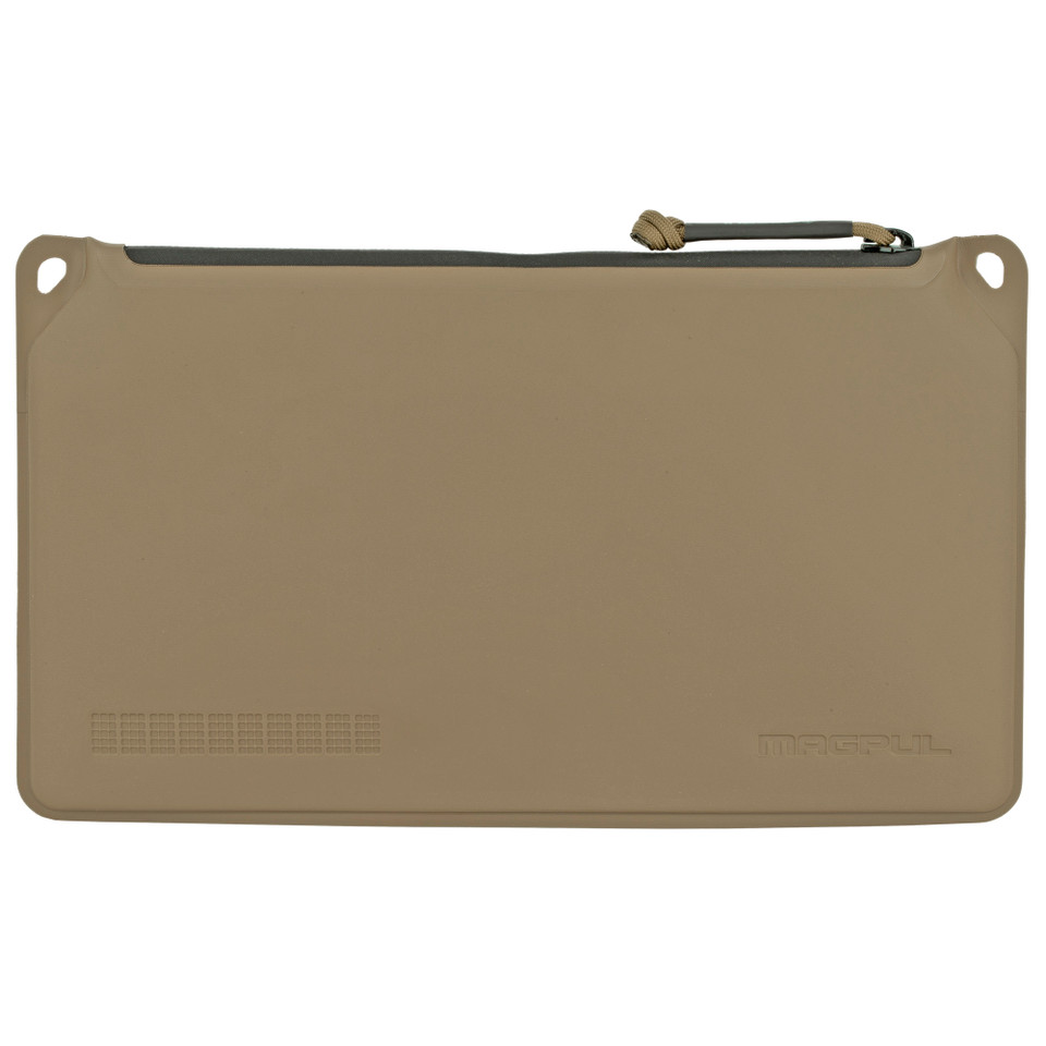 Magpul DAKA Window Pouch Medium FDE with translucent window for convenient content visibility.