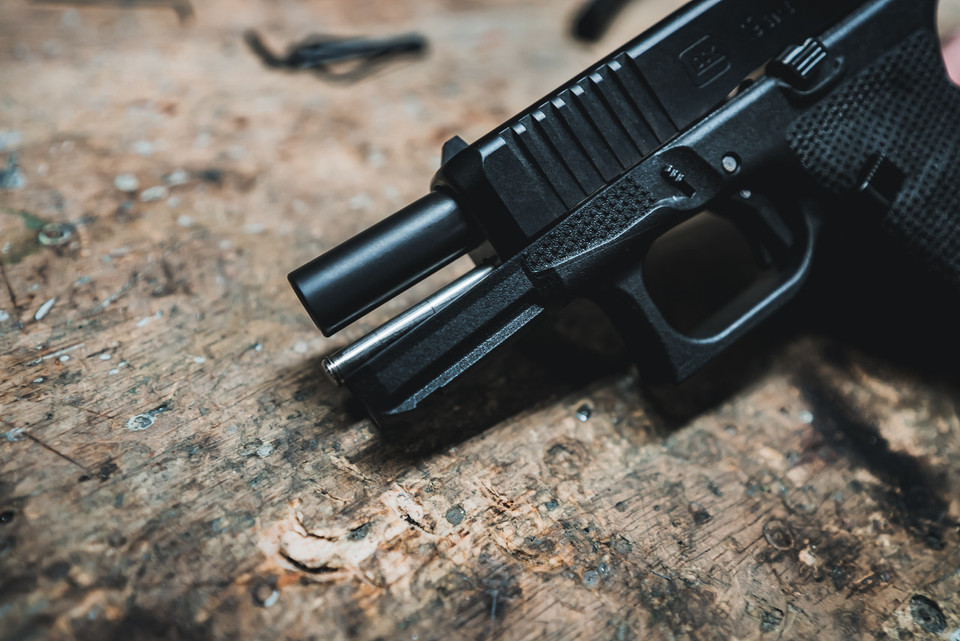 Shop the ZR Tactical Solutions Captured Stainless Steel Guide Rod for Gen 6 Glock 19/45 (GEN6-G19-SS). Swiss-turned 1-piece rod with 15lb or 17lb flatwire springs.