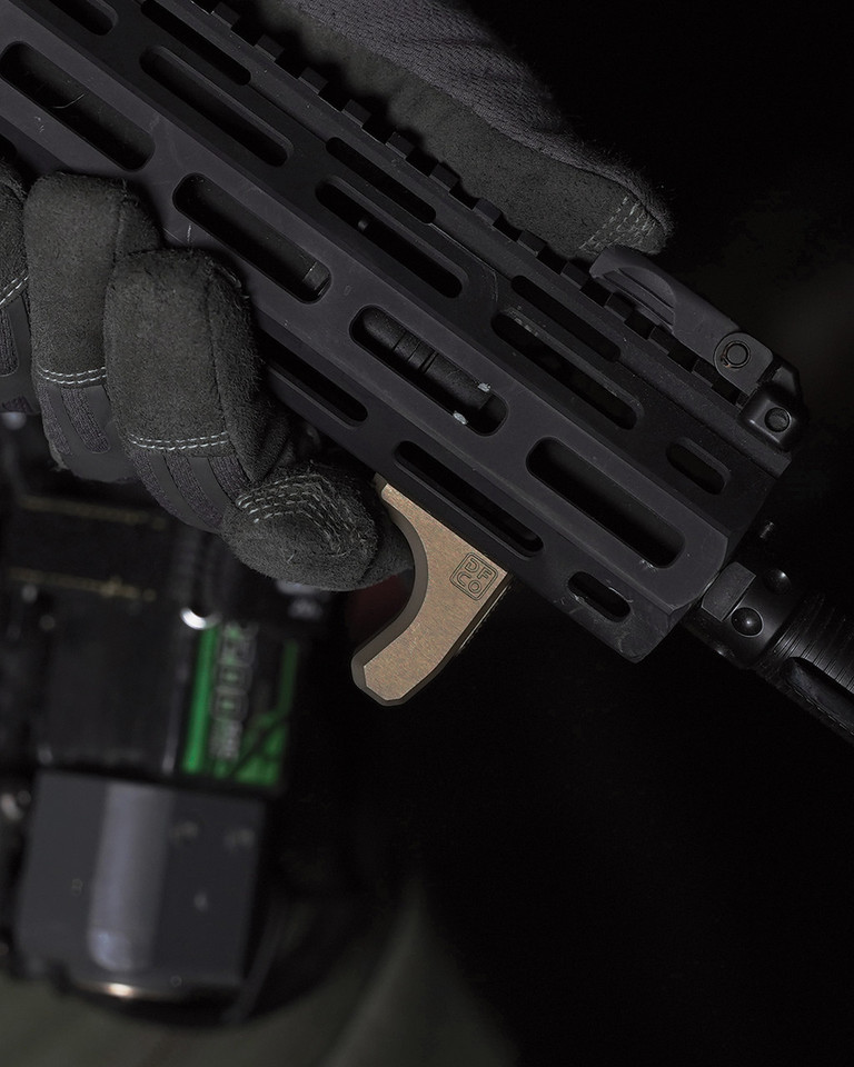 Versatile M-LOK hand stop, finger stop, and barricade stop. Made in USA from 6061-T651 aluminum with Type III anodize finish. Ultra-light 0.8 oz. Shop now!