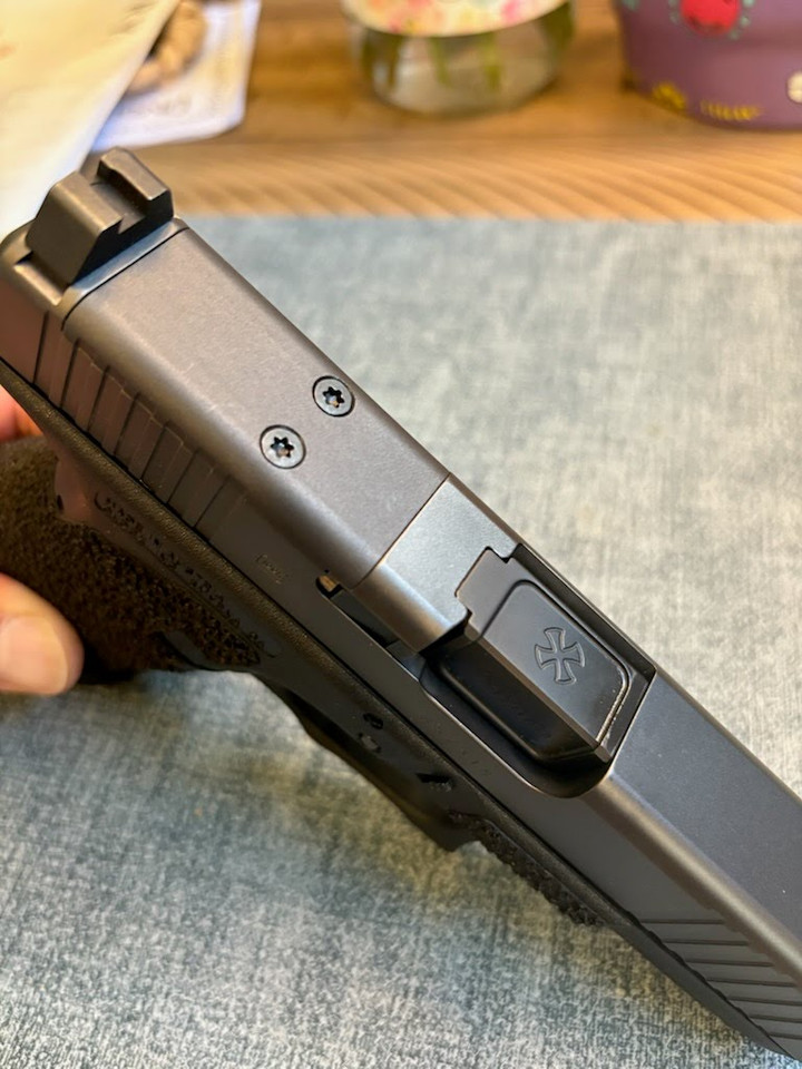 [SOLD] Javi's Pristine and Tastefully Upgraded Glock 19 Gen 3 ($950 gun only)