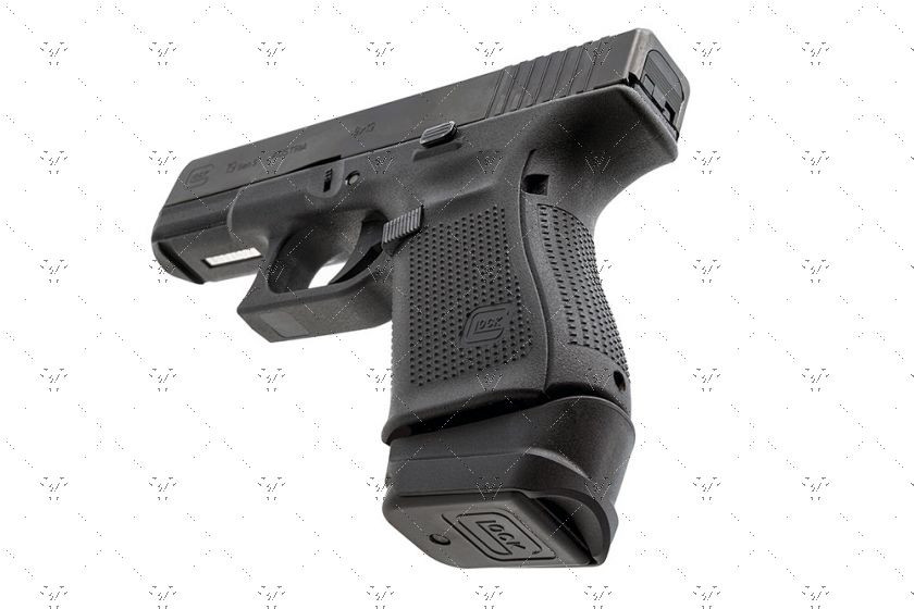 Upgrade your Glock 19 with the Strike Industries Mag Sleeve. Eliminates the G17 magazine gap for improved ergonomics, control, and reloads.