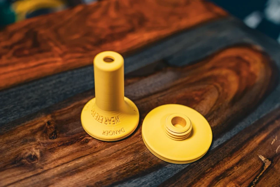 Walther captured guide rod service kit by ZRTS includes snap rings, washer/bushing, and compressor for safe, reliable spring changes.