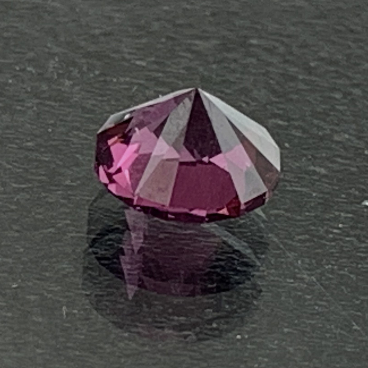Garnet: The Deep-Colored Gemstone - YURGA Jewelry