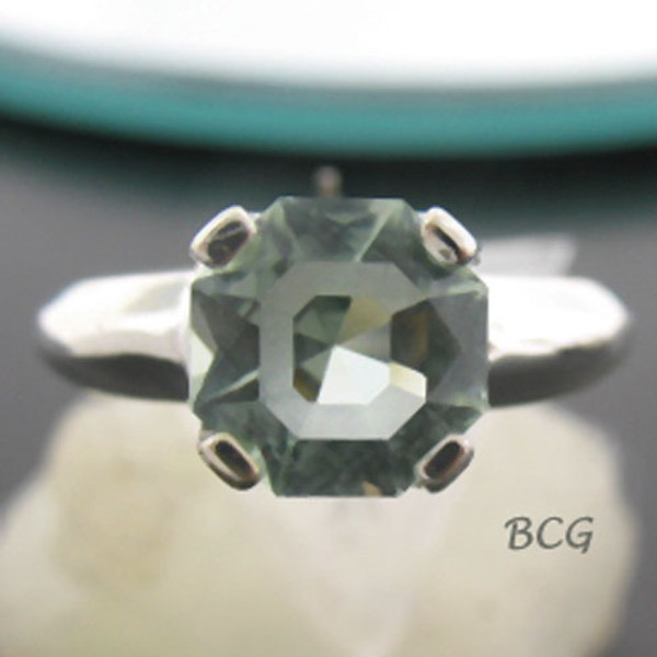 "C" Initial Prasiolite Ring #GRI-1957