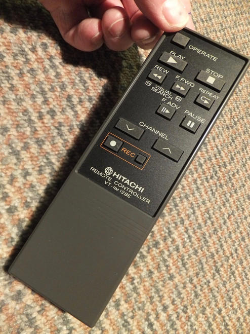 Hitachi VT-RM128E VTRM128E VCR Remote Control 5638991 for VT128E VT168E etc.
