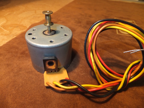 Hitachi 12v Cassette Tape Deck Motor 2522632