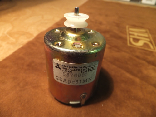 Matsushita 13.2v VCR Loading Motor 5576001 5572941 for Hitachi VT5000 etc.