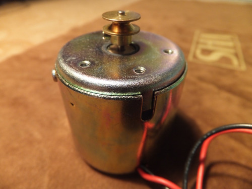 Hitachi 9v Cassette Tape Deck Motor 5572531