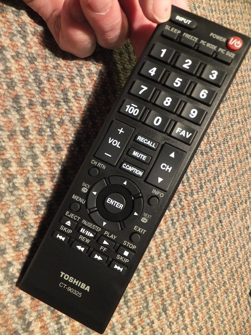 Toshiba CT-90325 CT90325 TV DVD Remote Control 70414374 70522871 75016016 Replaces CT-90329 CT90329 AV600 SL400 etc etc