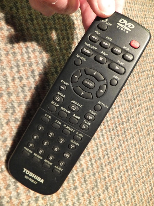 Toshiba SE-R0047 SER0047 DVD Player Remote Control 79078066 SD-1300Y SD-1850KY