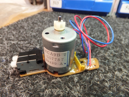 Hitachi VCR DC Loading Motor Assy MCA9B 2, 5961871, 557787, VT63, 50430-A, 594651