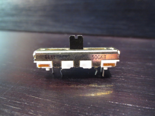 Hitachi ALPS 500K ohm Slider Potentiometer Variable Resistor Pot 500KB 444T