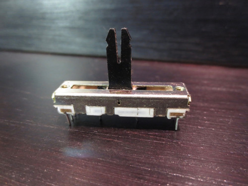 Hitachi ALPS Dual 100K ohm Slider Potentiometer Variable Resistor Pot 100KBX2 381M